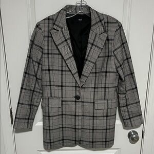Able black and white oversized blazer- size medium